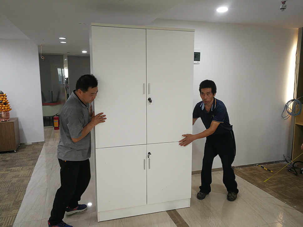 搬家怎么搬運(yùn)大衣柜？快來看看吧！